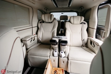 Luxury Tour – Profesjonalny przewóz osób|Rzeszów|Polska